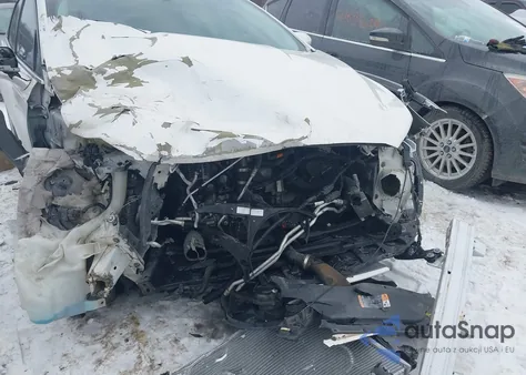 2013 Ford Fusion Se z USA, uszkodzony, nr VIN 3FA6P0HR6DR241498